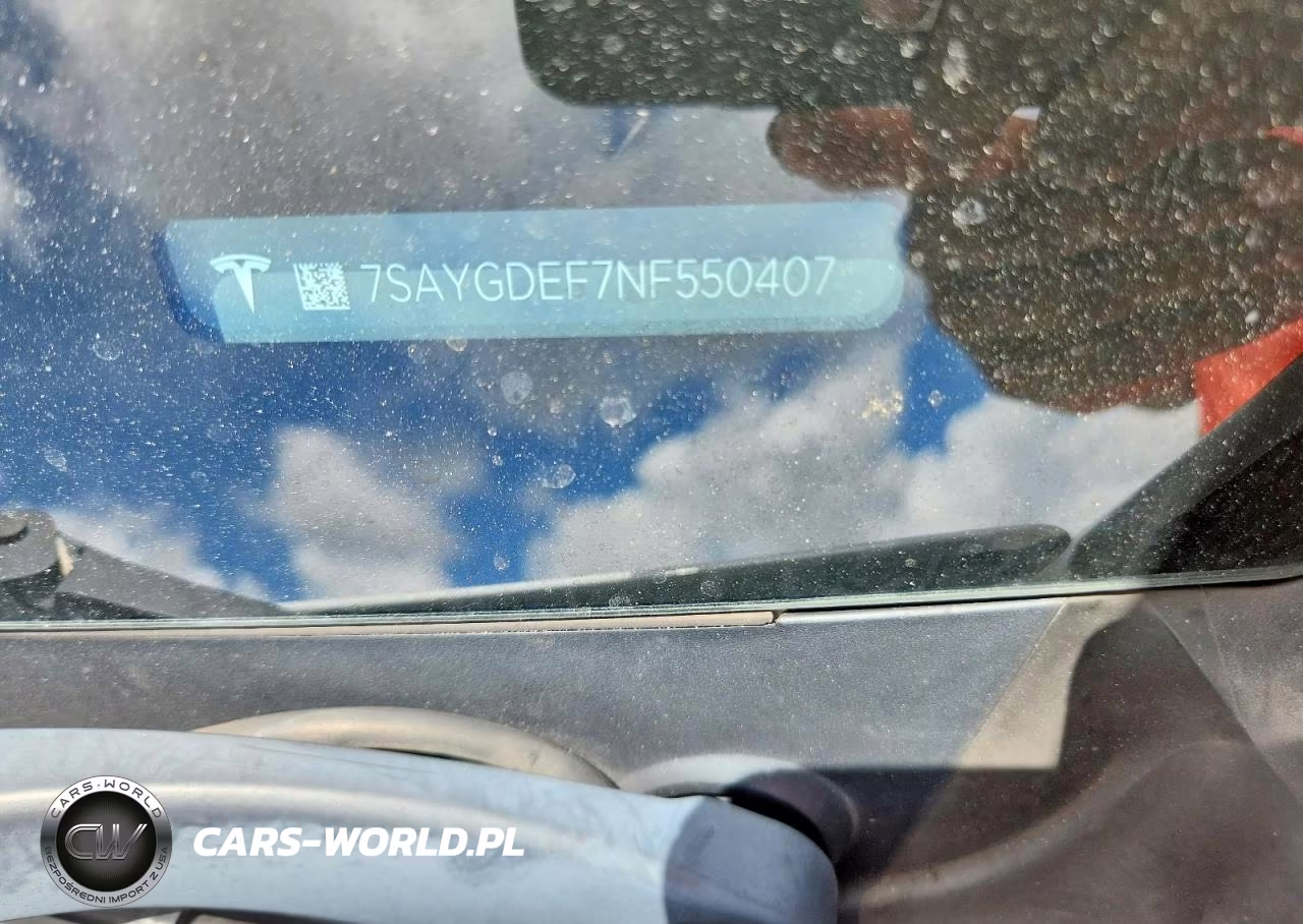 2022 Tesla Model Y VIN:7SAYGDEF7NF550407 - 12
