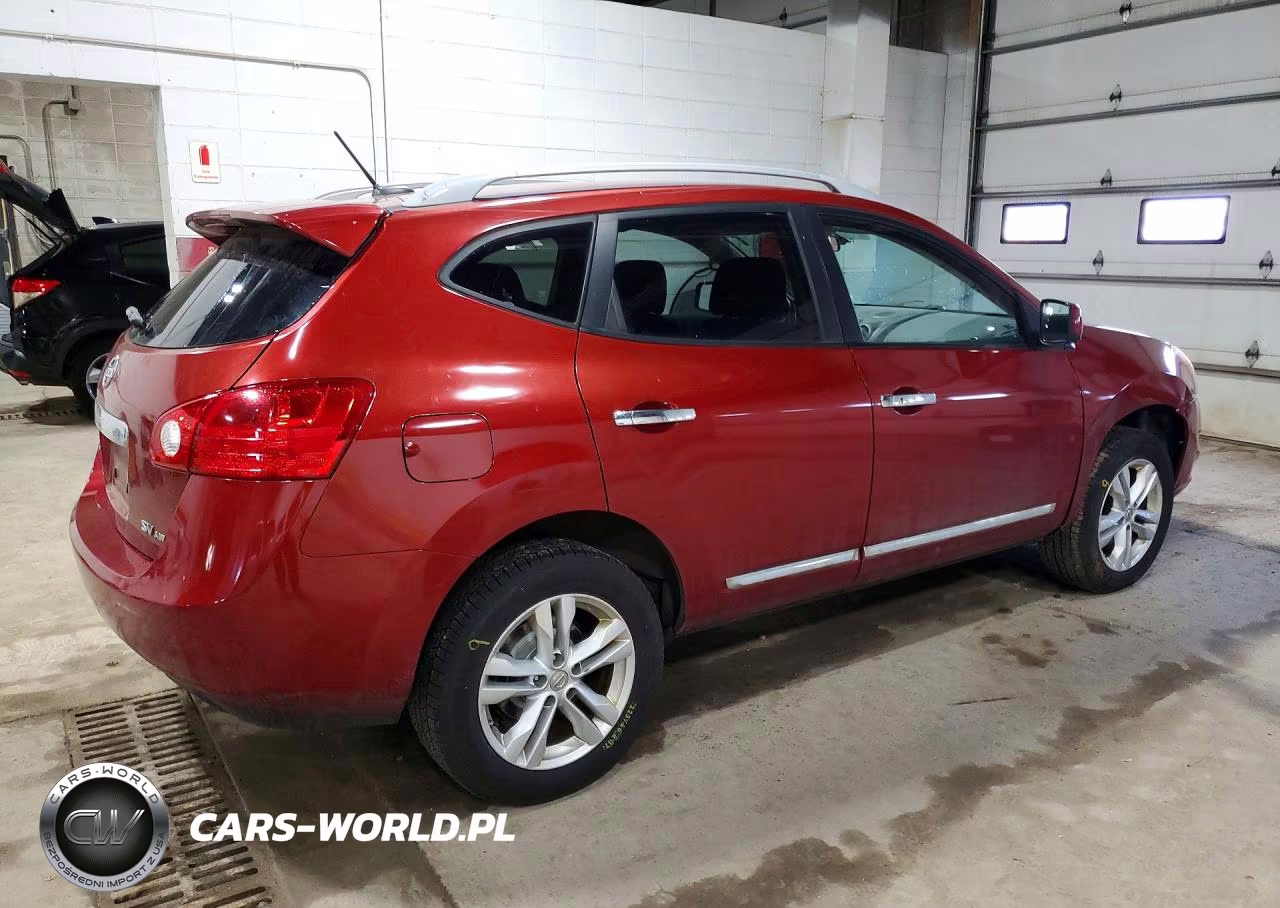 2013 Nissan Rogue S VIN:JN8AS5MV5DW637684 - 3