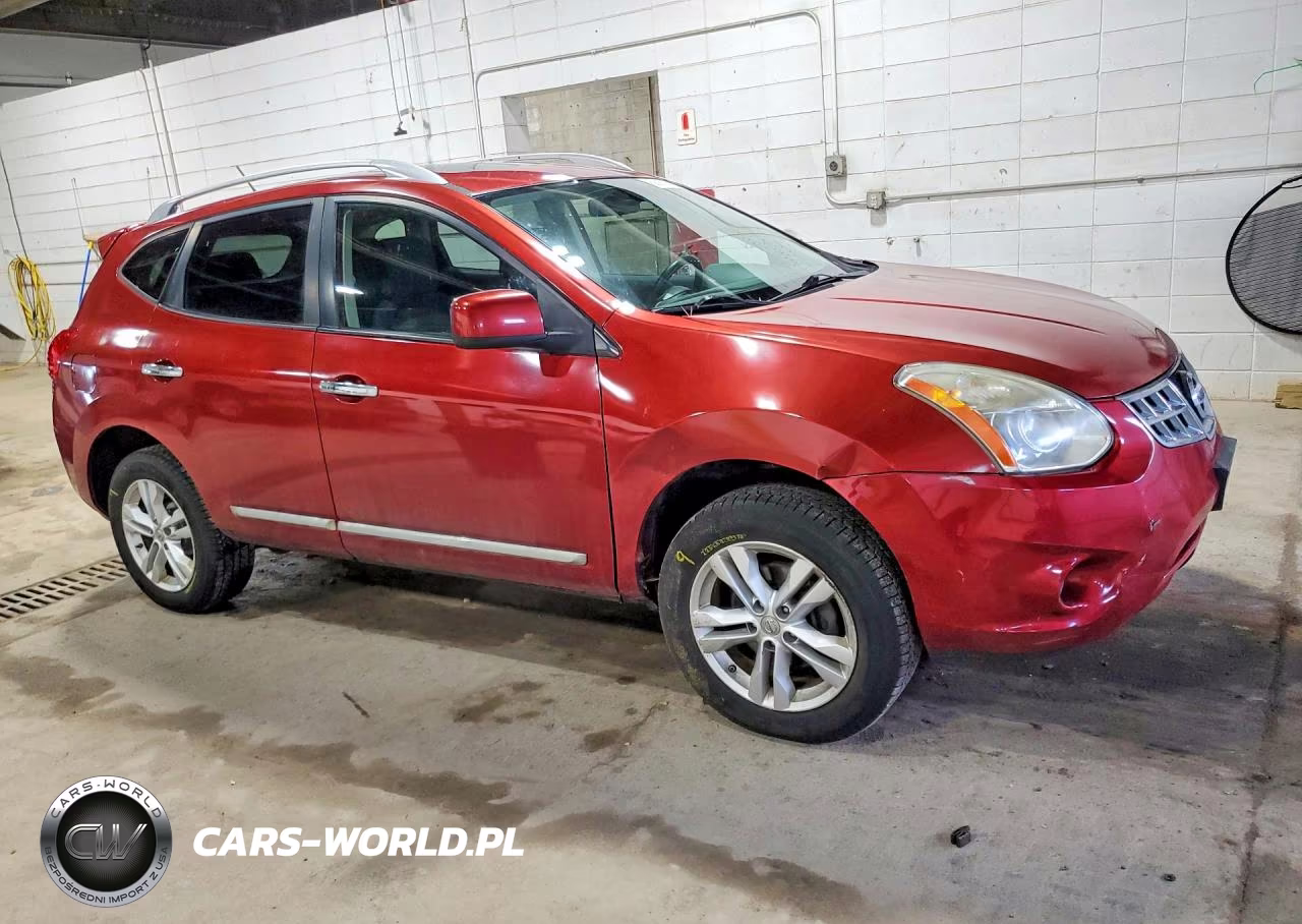 2013 Nissan Rogue S VIN:JN8AS5MV5DW637684 - 4