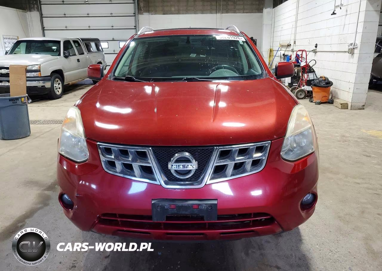 2013 Nissan Rogue S VIN:JN8AS5MV5DW637684 - 5