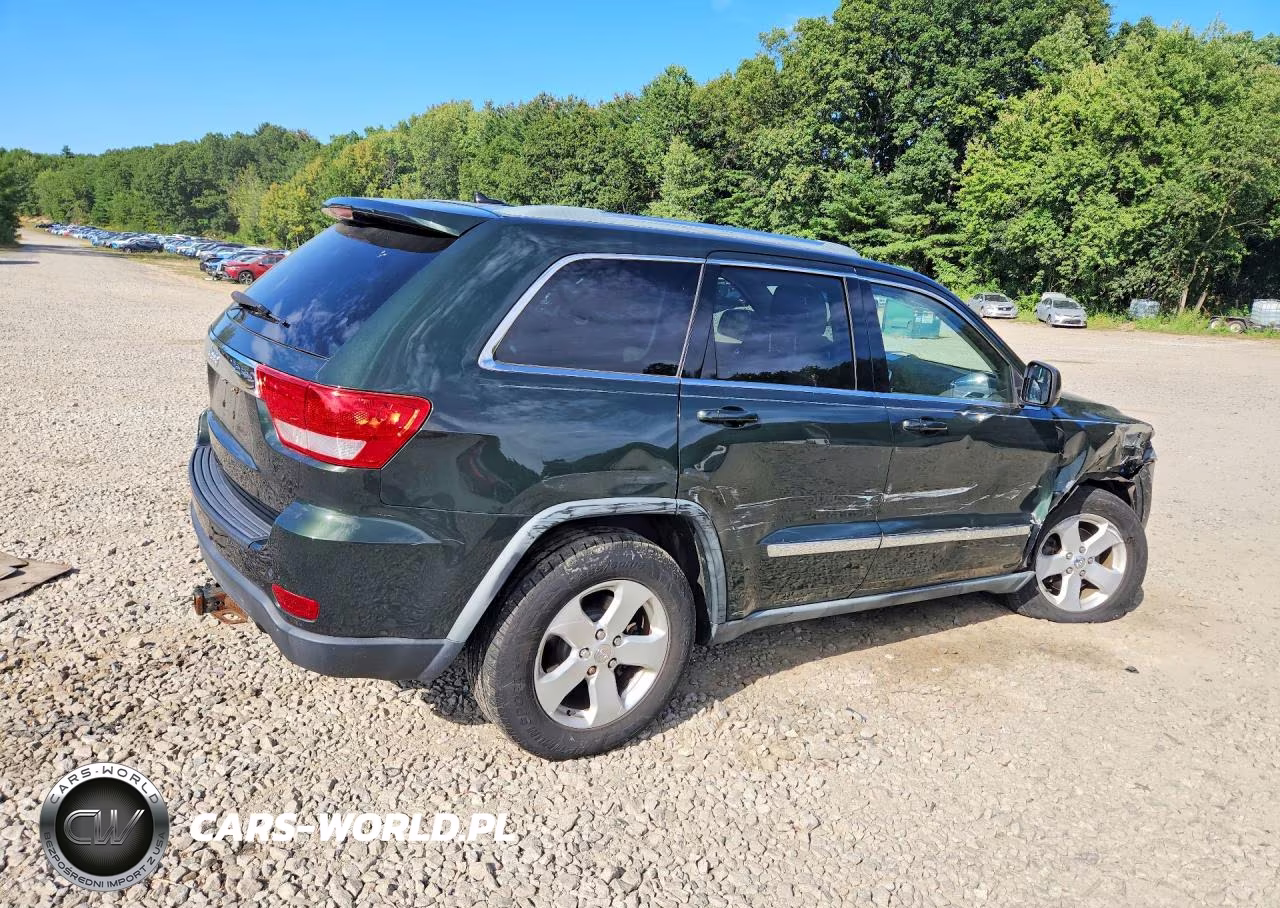 2011 Jeep Grand Cherokee Laredo VIN:1J4RS4GG7BC716675 - 3