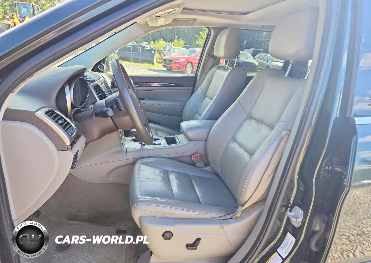2011 Jeep Grand Cherokee Laredo VIN:1J4RS4GG7BC716675 - 7