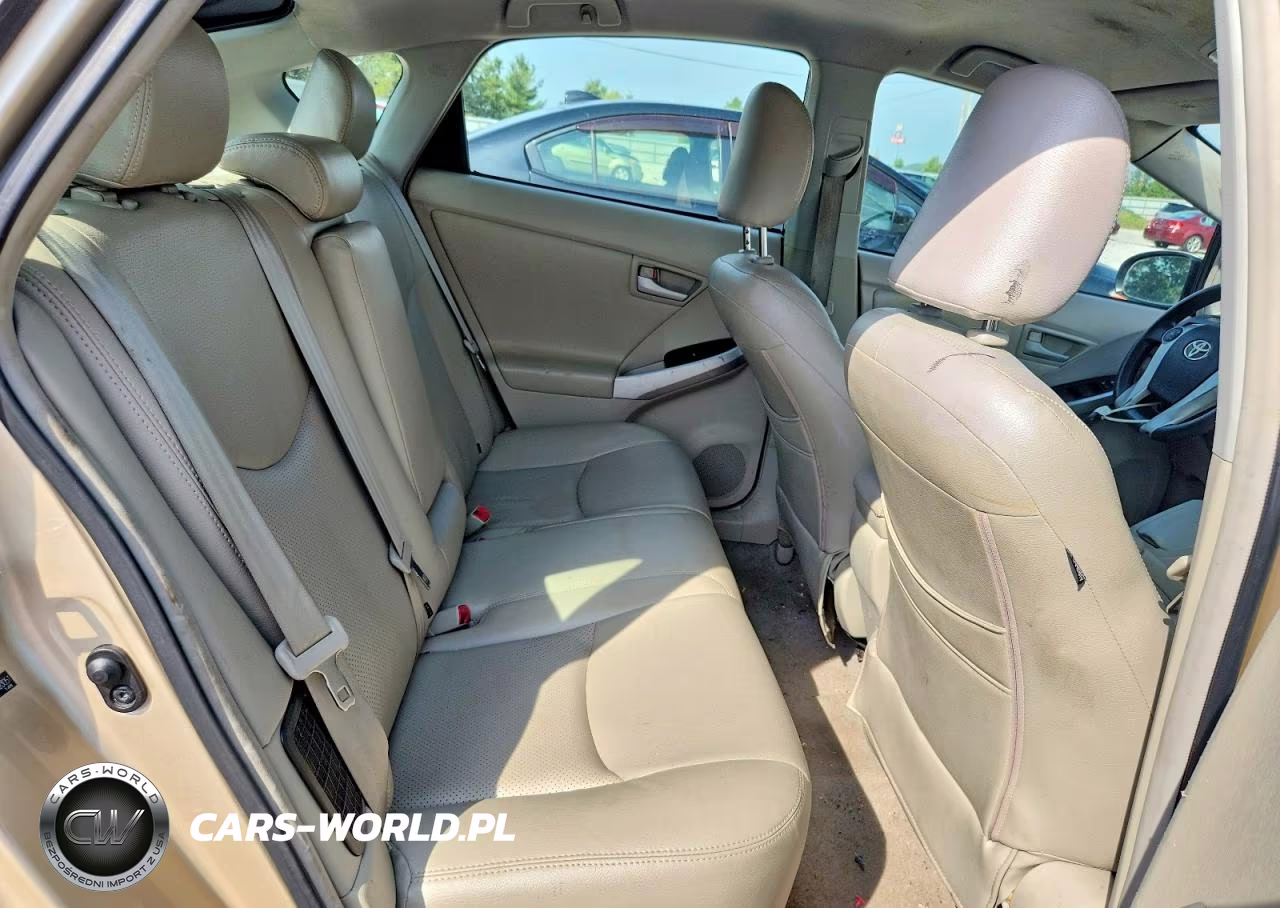 2011 Toyota Prius Two VIN:JTDKN3DU3B0323051 - 10