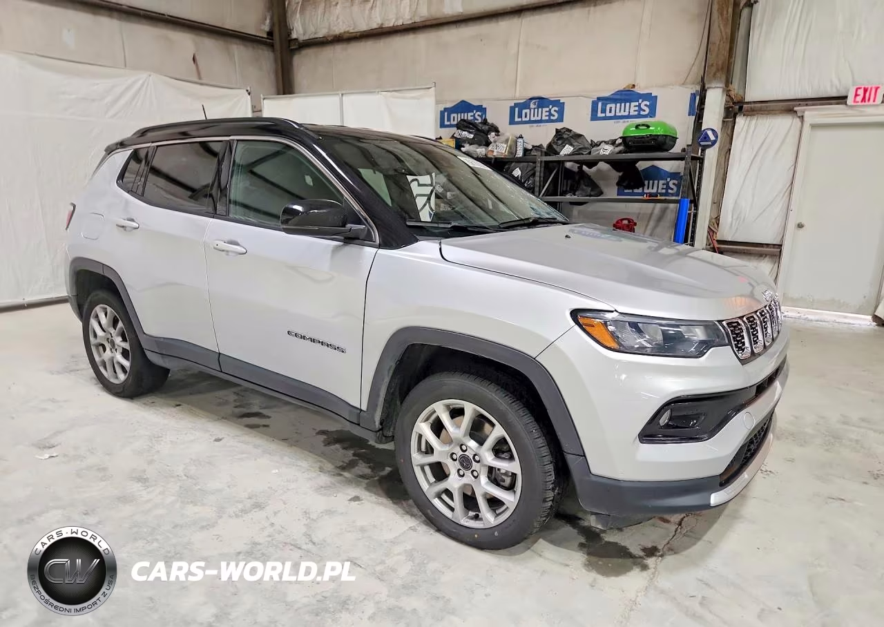 2025 Jeep Compass Limited VIN:3C4NJDCN5ST504972 - 4