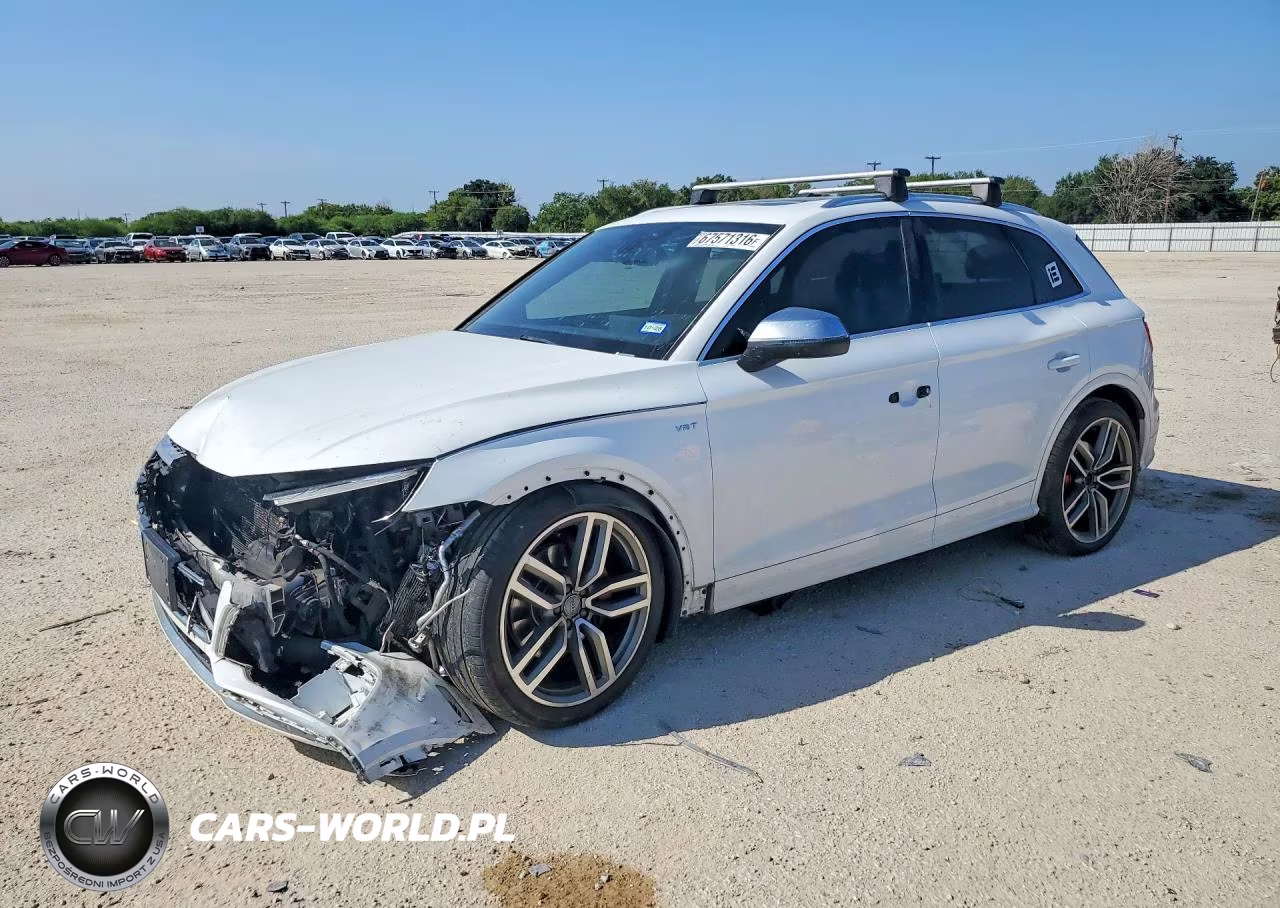 2018 Audi Sq5 Premium Plus VIN:WA1A4AFY9J2015480 - 1