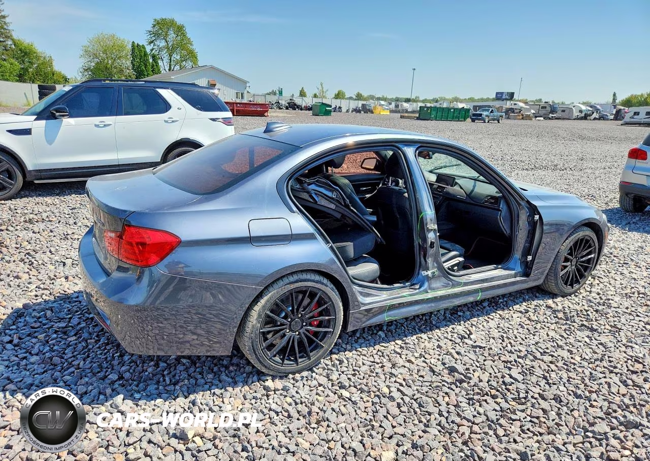 2013 BMW 328 Xi VIN:WBA3B3C52DJ698799 - 3