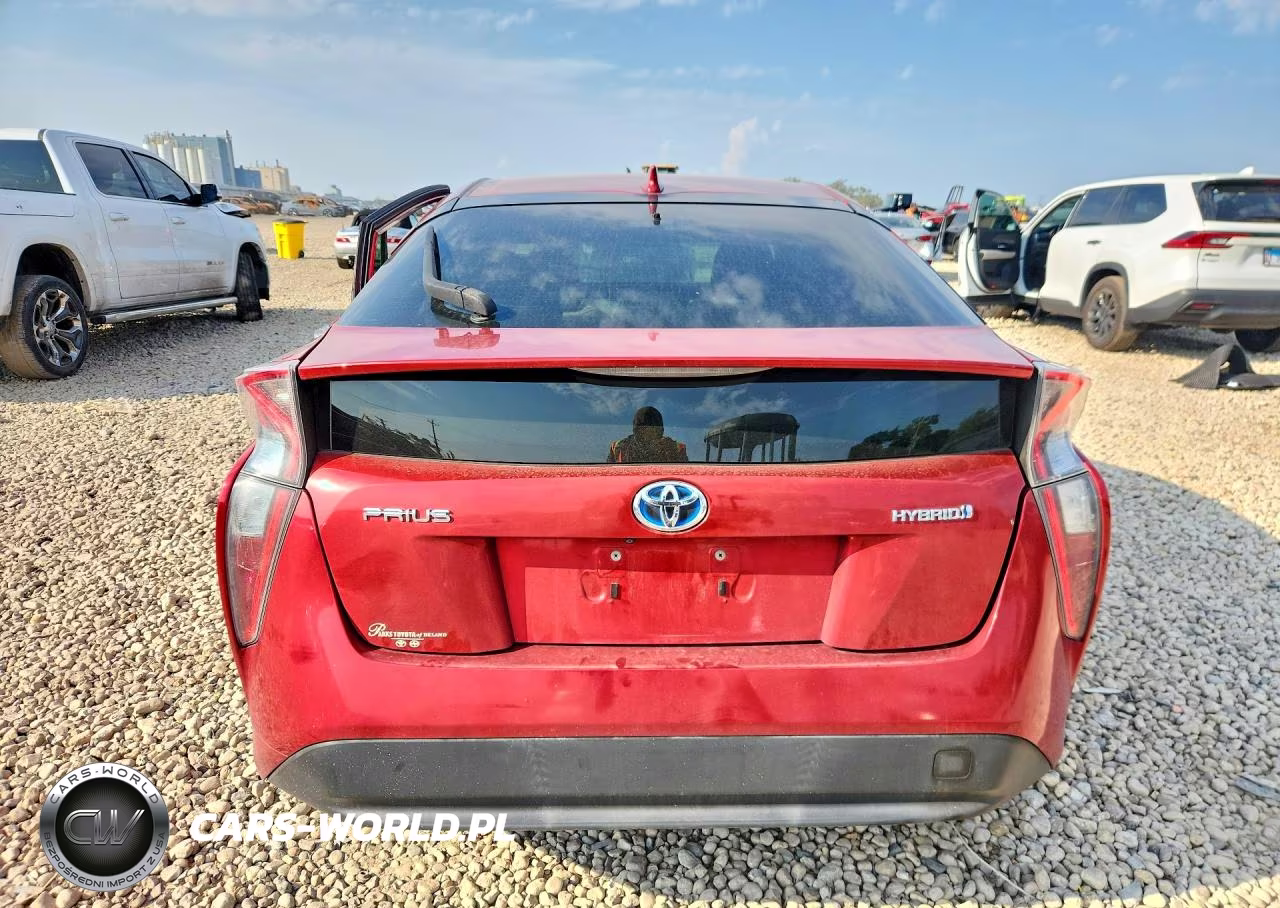2016 Toyota Prius Three VIN:JTDKARFU8G3523053 - 6