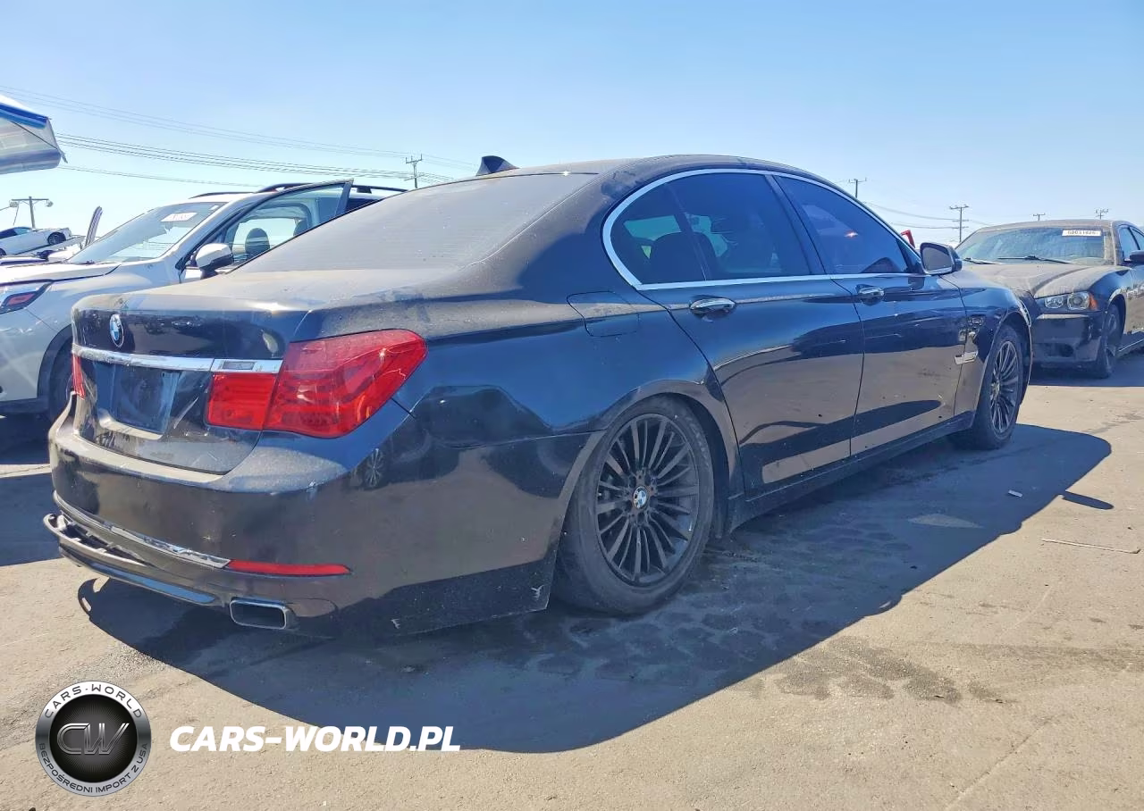 2013 BMW 740 I VIN:WBAYA6C53DD143403 - 3