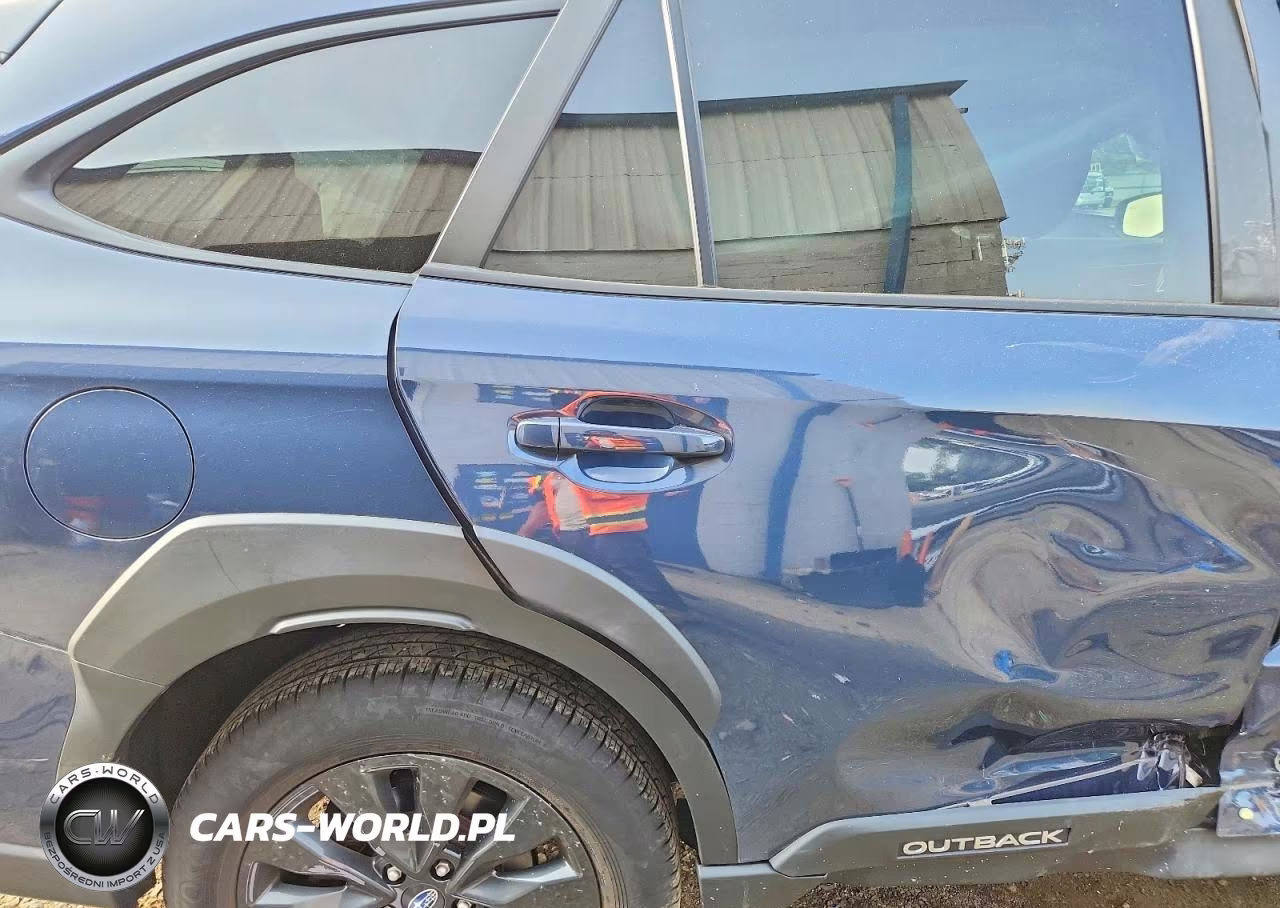2023 Subaru Outback Onyx Edition VIN:4S4BTALC4P3181152 - 10