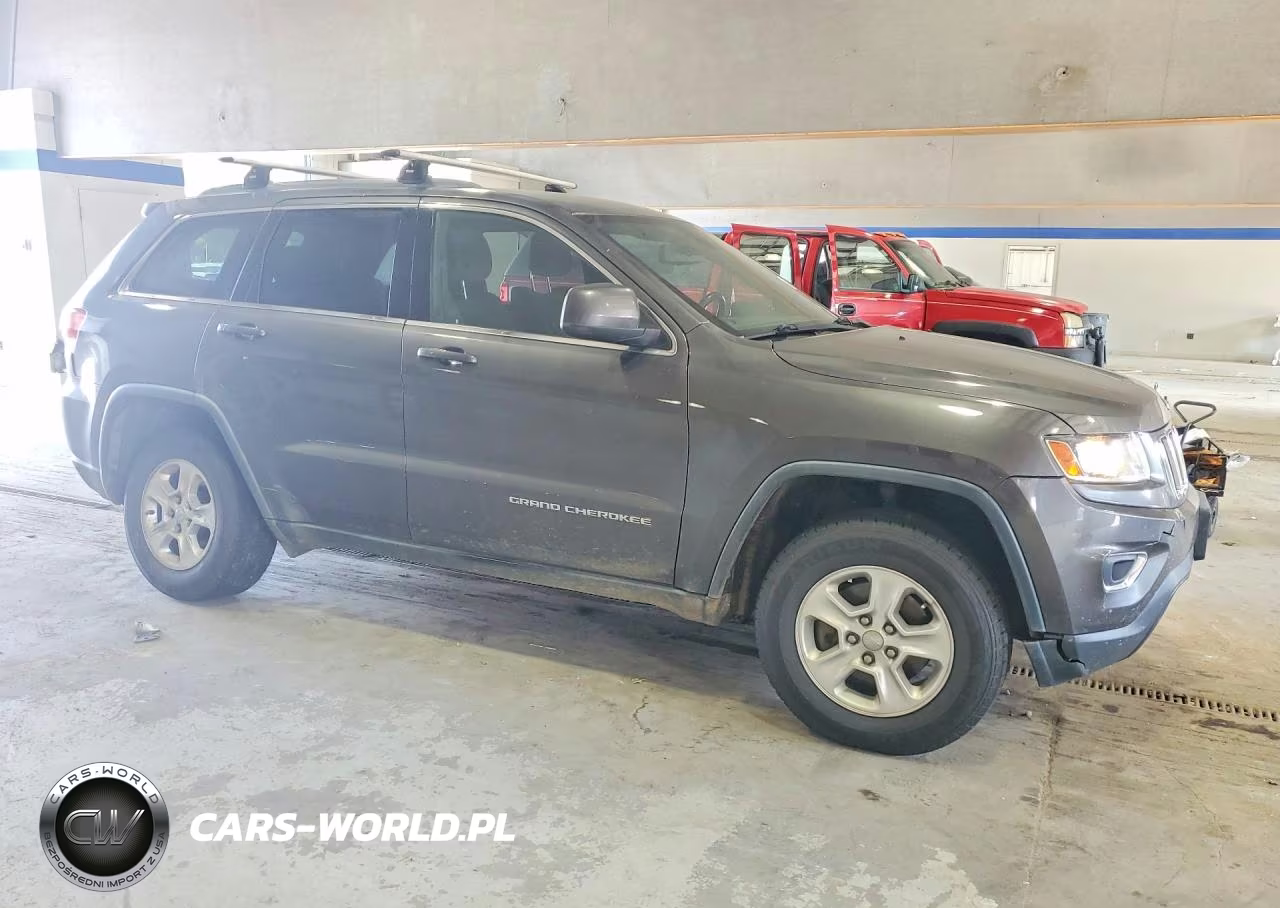 2014 Jeep Grand Cherokee Laredo VIN:1C4RJFAG4EC262709 - 4