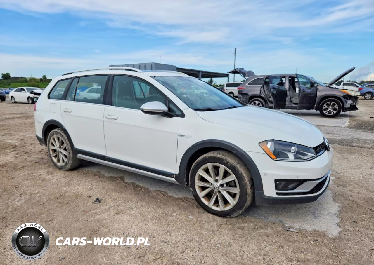 2017 Volkswagen Golf Alltrack S VIN:3VWH17AU1HM507912 - 4