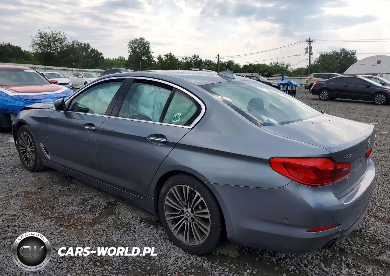 2017 BMW 530 Xi VIN:WBAJA7C32HG905601 - 2