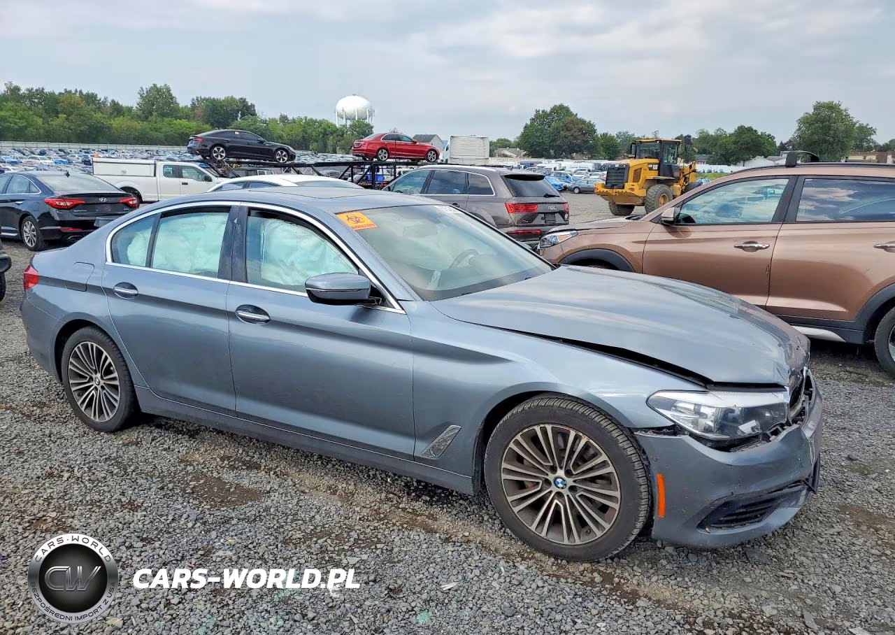 2017 BMW 530 Xi VIN:WBAJA7C32HG905601 - 4