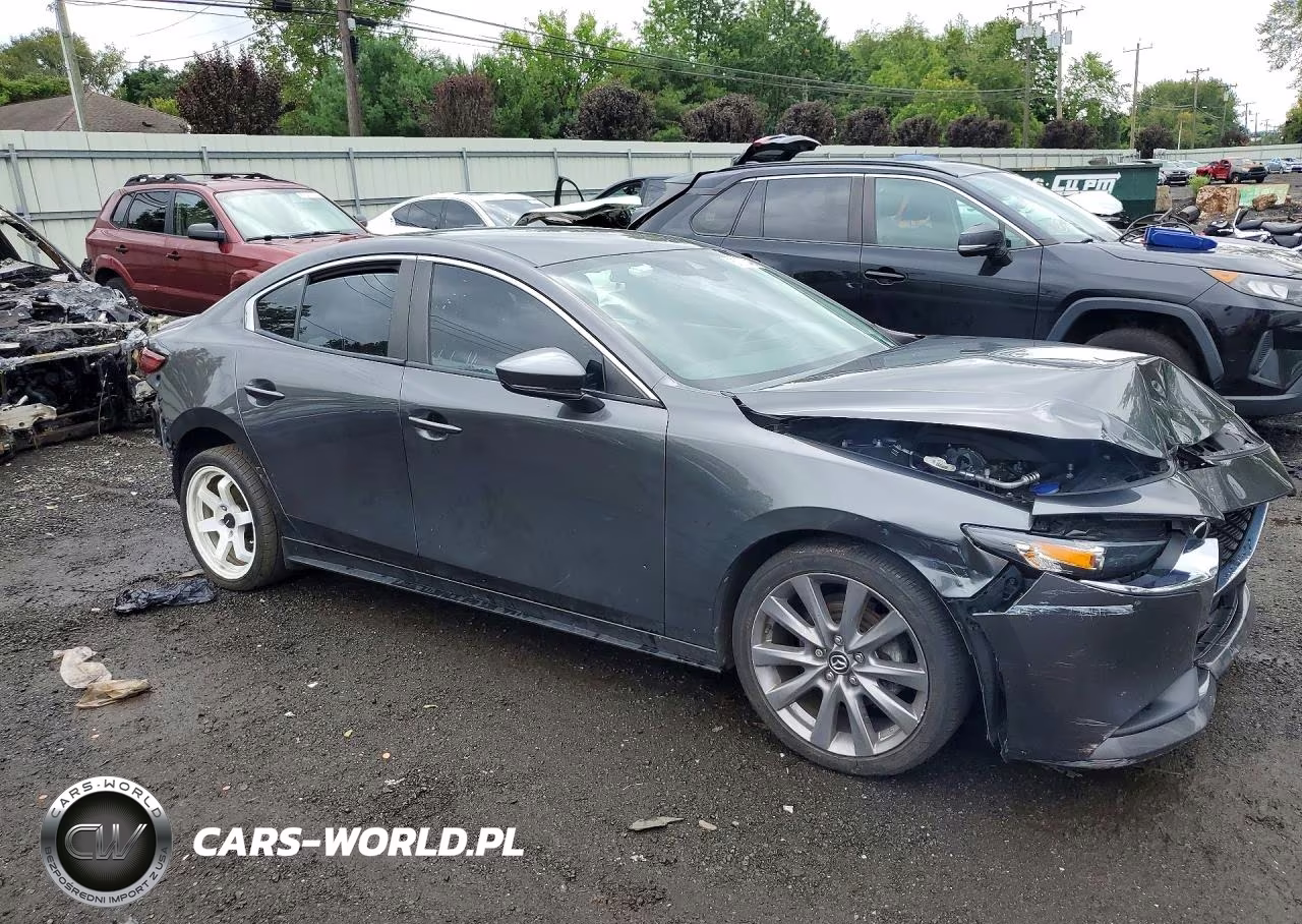2022 Mazda 3 Select VIN:3MZBPABL6NM306610 - 4