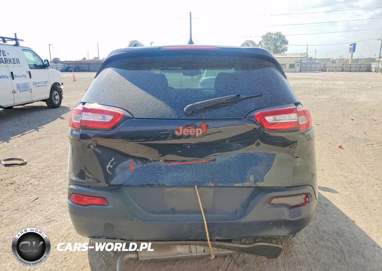 2016 Jeep Cherokee Latitude VIN:1C4PJLCB7GW293574 - 6