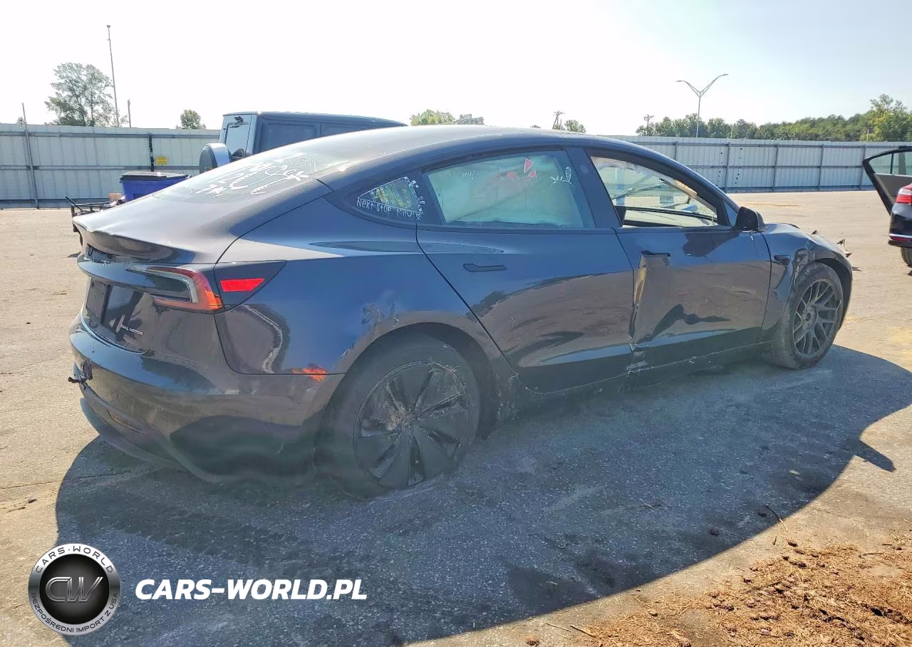 2024 Tesla Model 3 VIN:5YJ3E1EBXRF799301 - 3