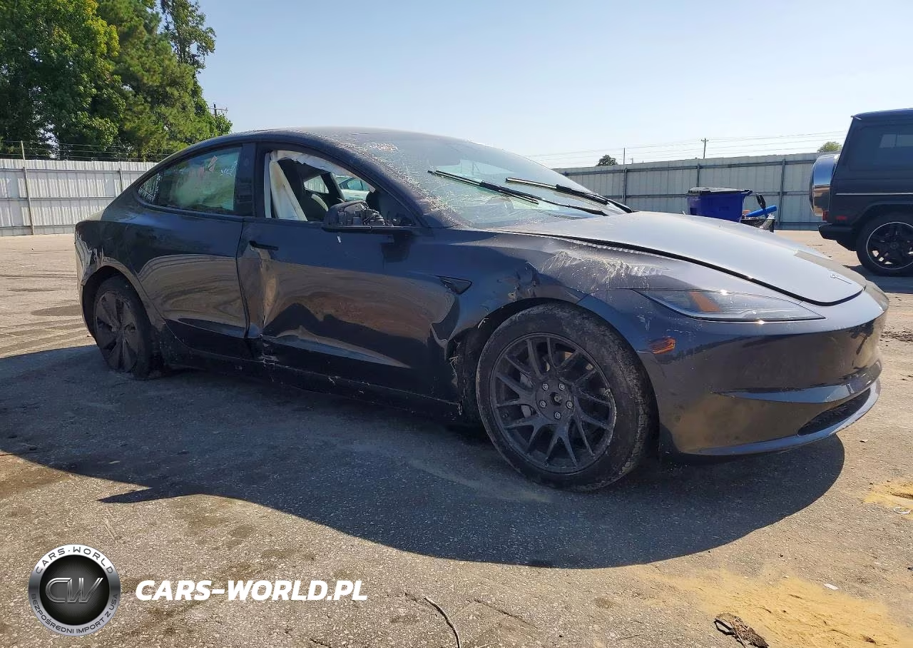 2024 Tesla Model 3 VIN:5YJ3E1EBXRF799301 - 4
