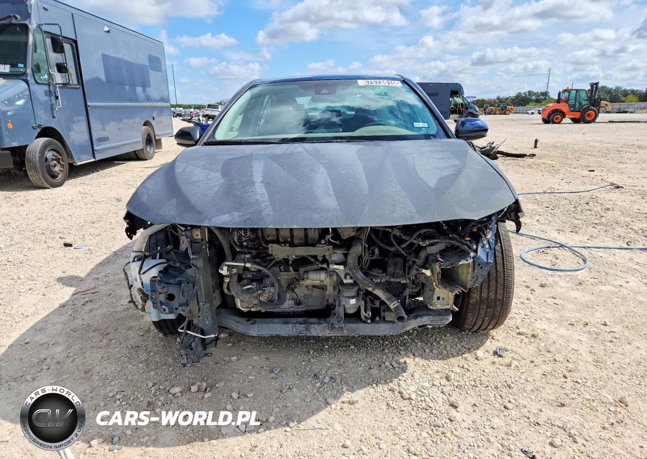 2021 Toyota Camry Le VIN:4T1C11AK1MU611701 - 5