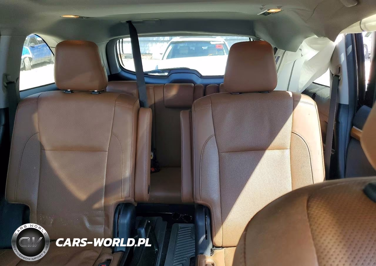 2019 Toyota Highlander Limited Platinum VIN:5TDDZRFH1KS986535 - 10
