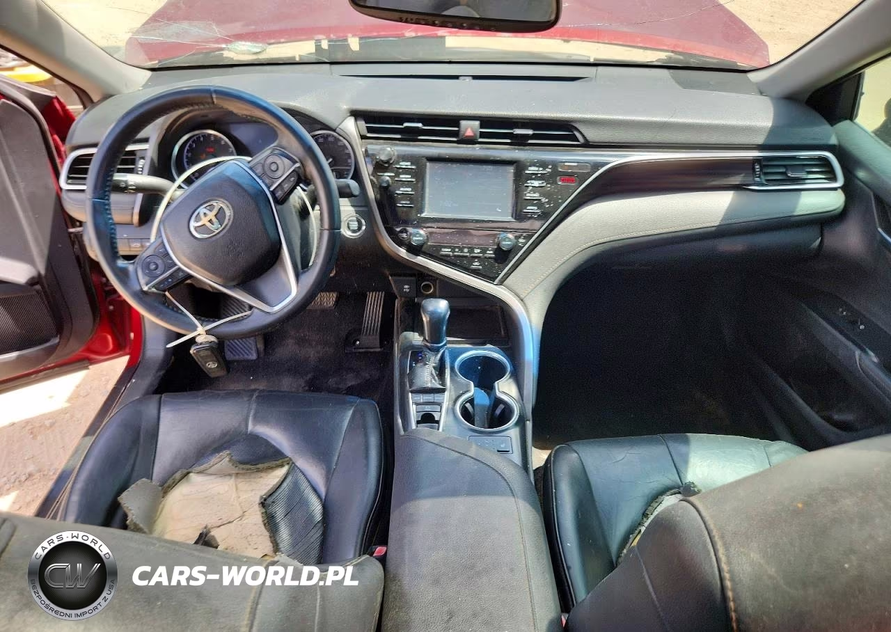 2018 Toyota Camry Xle VIN:4T1B11HKXJU517359 - 8