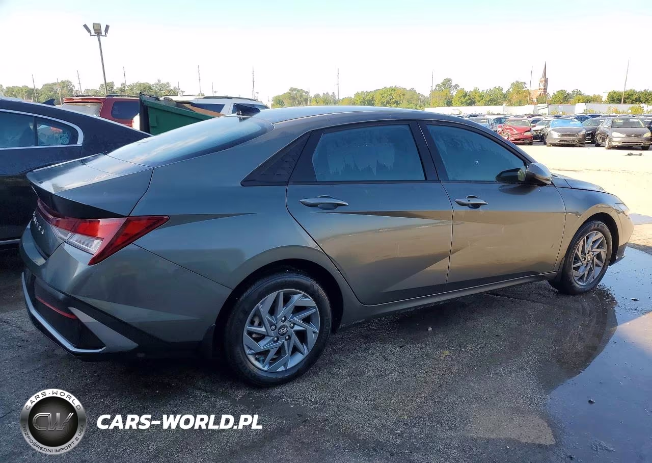 2024 Hyundai Elantra Sel VIN:KMHLM4DG6RU820245 - 3