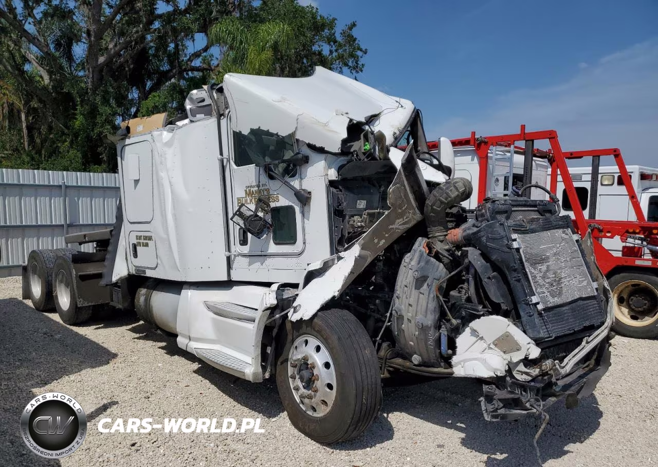 2014 Kenworth T660 Semi Truck – zdjęcie 1 z 10