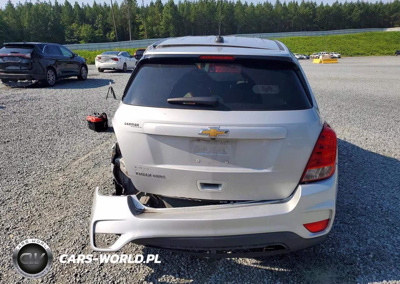 2020 Chevrolet Trax Ls VIN:3GNCJNSB7LL129048 - 6