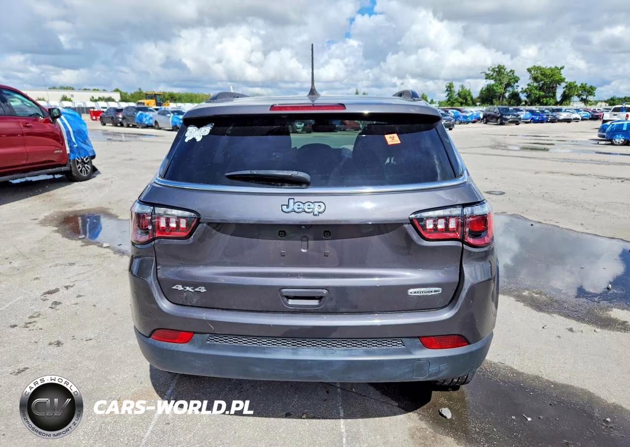 2024 Jeep Compass Latitude Lux VIN:3C4NJDFN4RT158239 - 6
