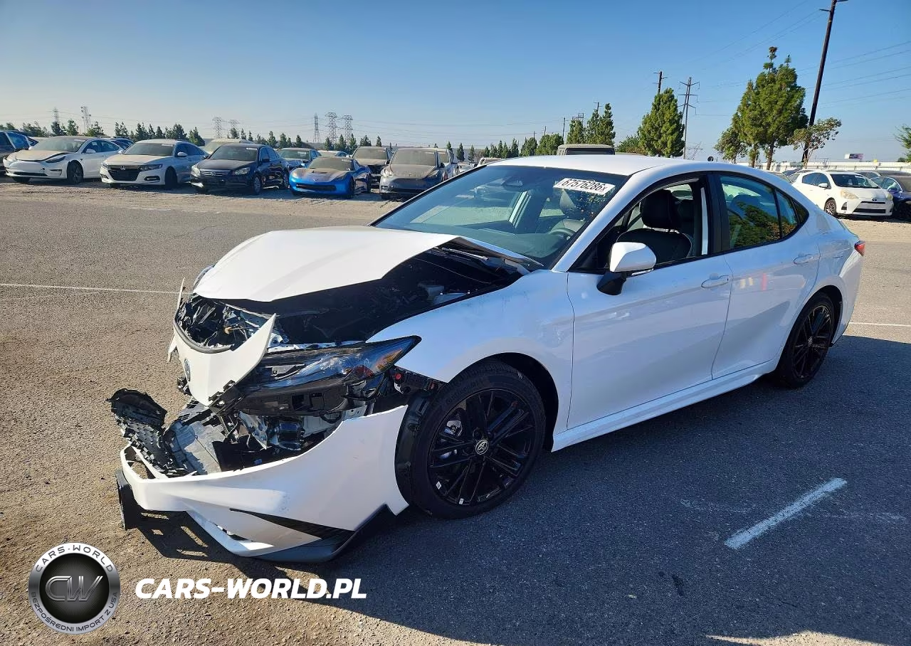 2026 Toyota Camry Se VIN:4T1DAACKXTU770703 - 1