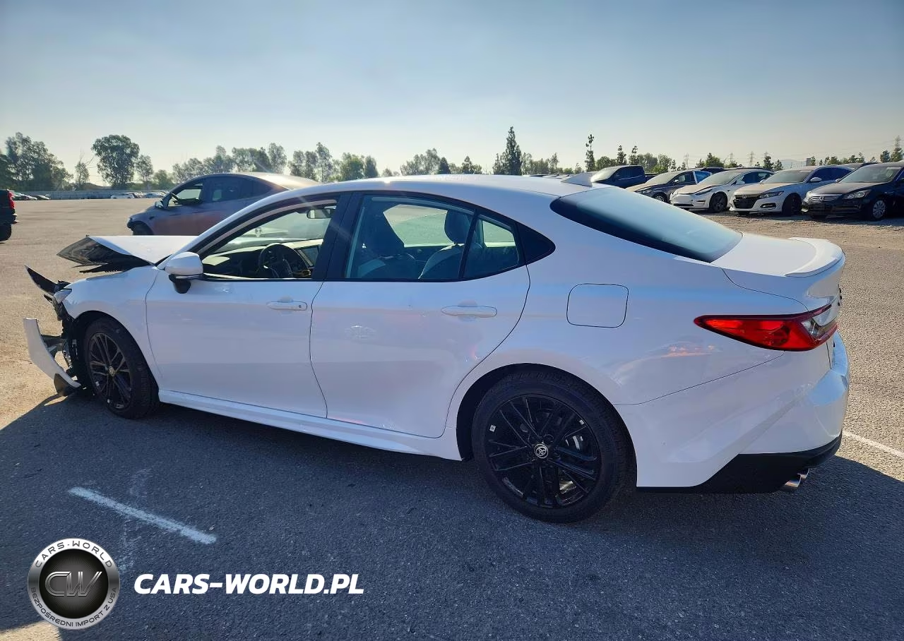 2026 Toyota Camry Se VIN:4T1DAACKXTU770703 - 2