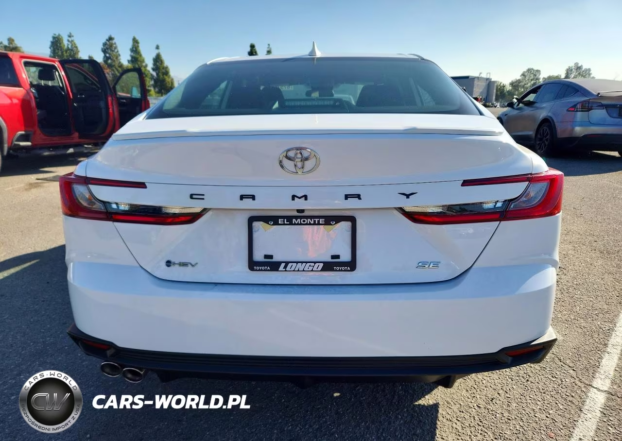 2026 Toyota Camry Se VIN:4T1DAACKXTU770703 - 6