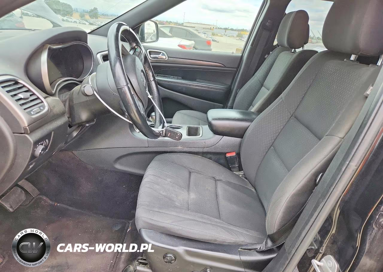 2018 Jeep Grand Cherokee Laredo VIN:1C4RJFAG2JC268163 - 7