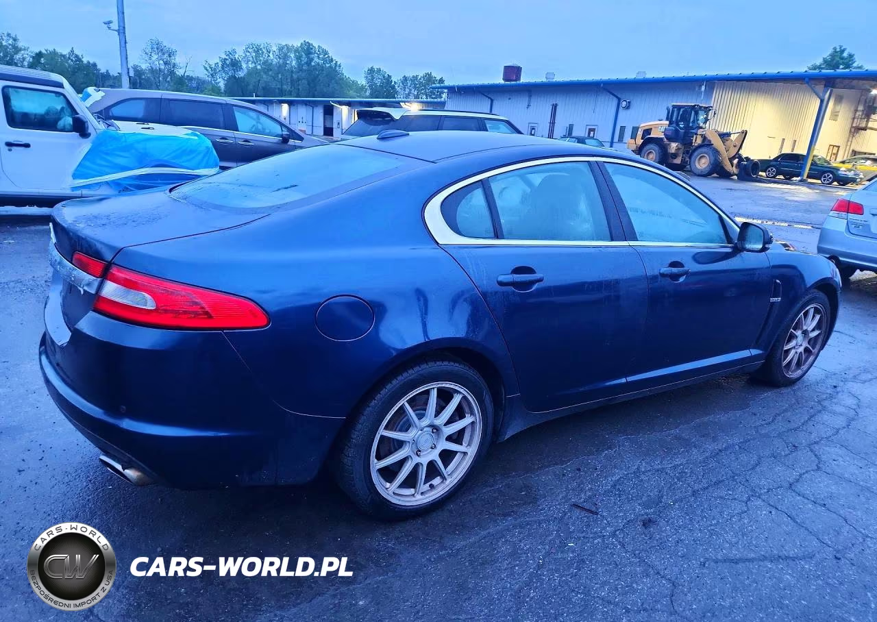 2011 Jaguar Xf VIN:SAJWA0FB4BLR93425 - 3