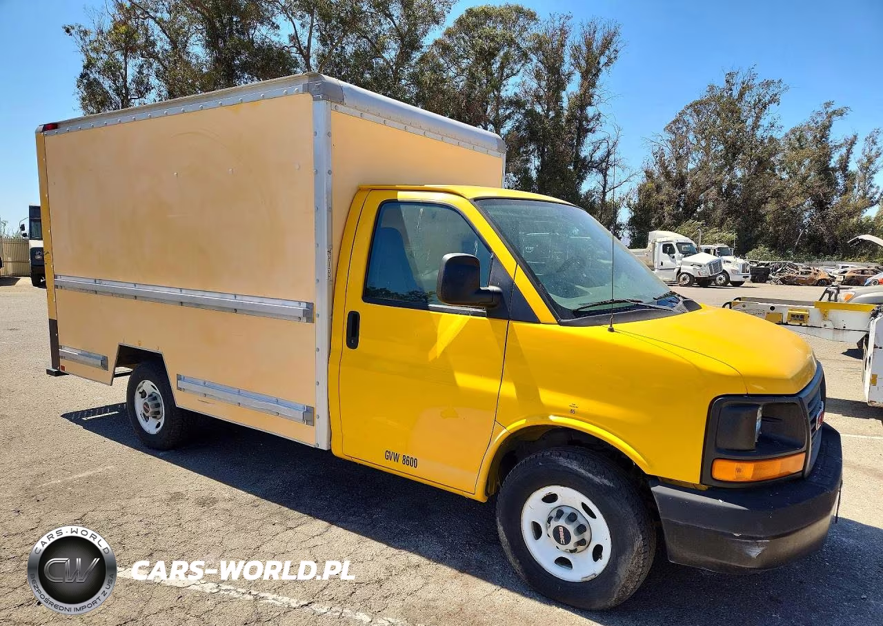 2008 GMC Savana Box Truck VIN:1GDGG31CX81907005 - 4