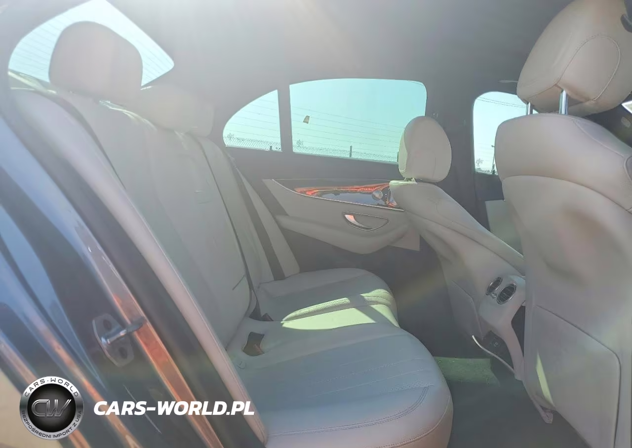 2019 Mercedes-Benz E 300 VIN:WDDZF4JB2KA673453 - 11