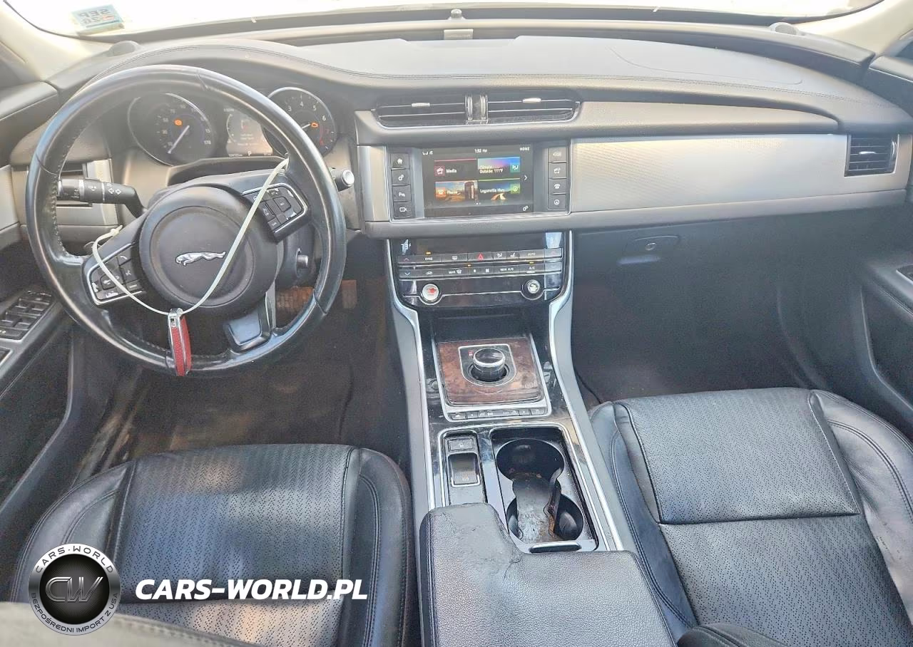 2017 Jaguar Xf Prestige VIN:SAJBE4BV3HCY30073 - 8