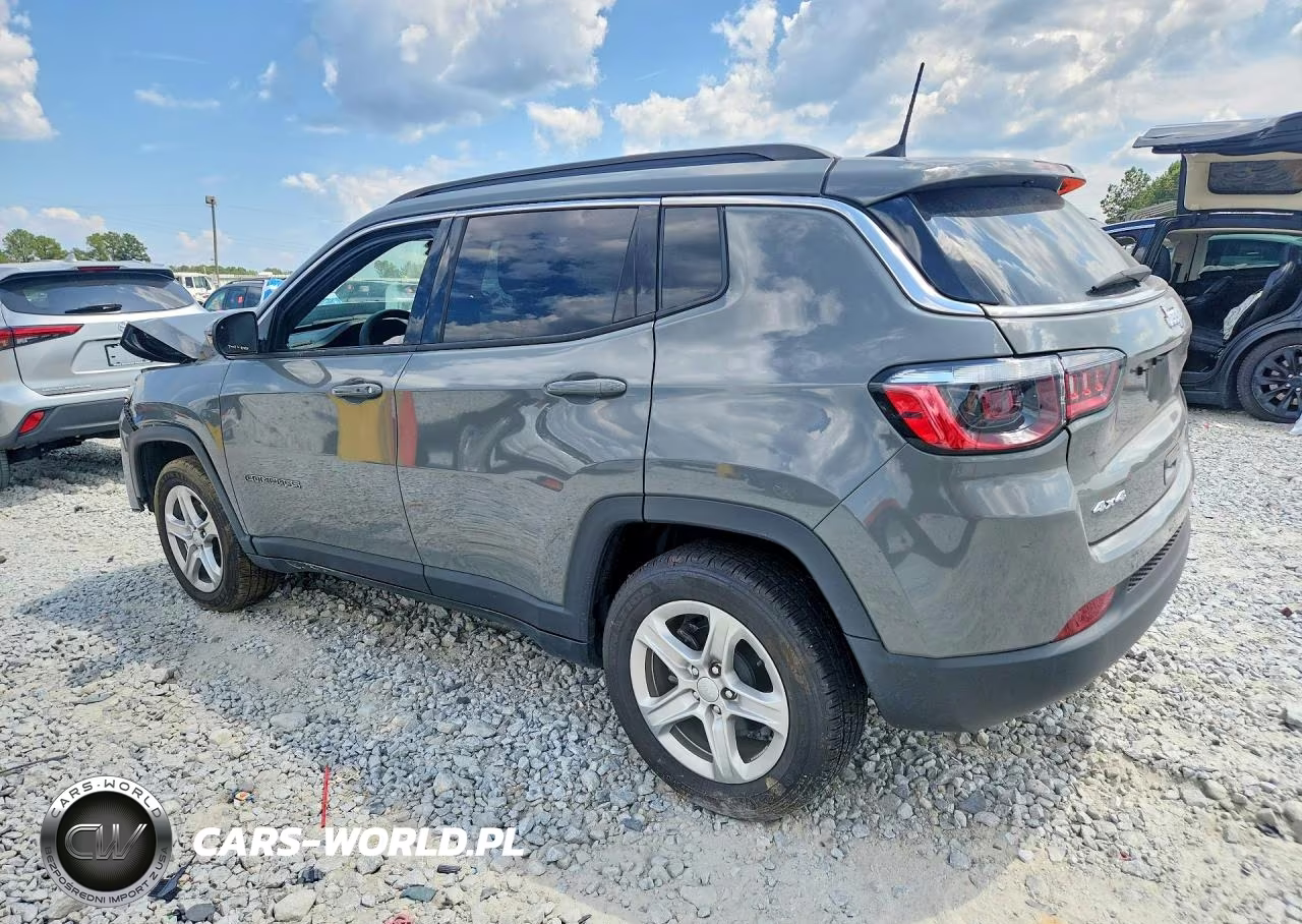 2024 Jeep Compass Latitude VIN:3C4NJDBN0RT576223 - 2