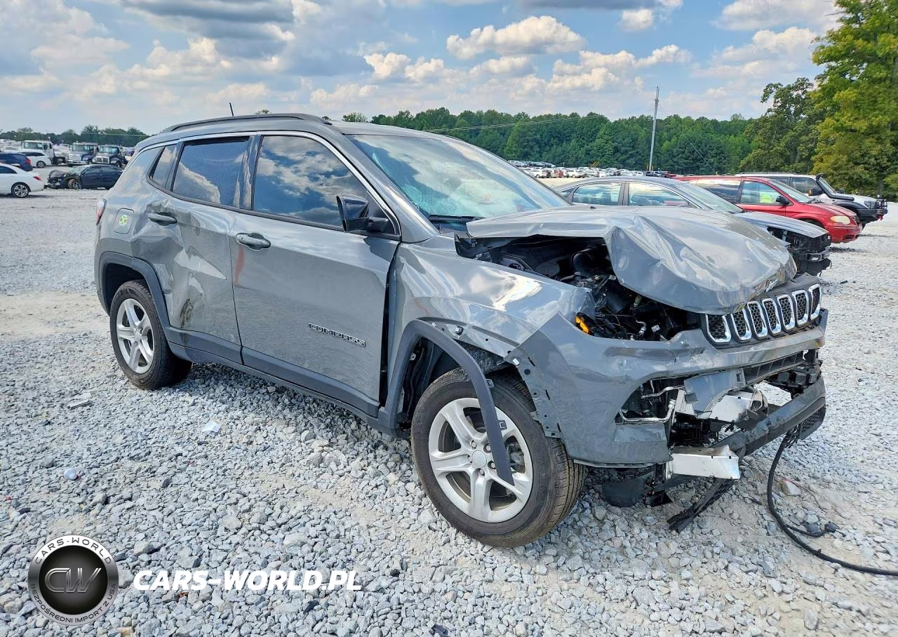2024 Jeep Compass Latitude VIN:3C4NJDBN0RT576223 - 4