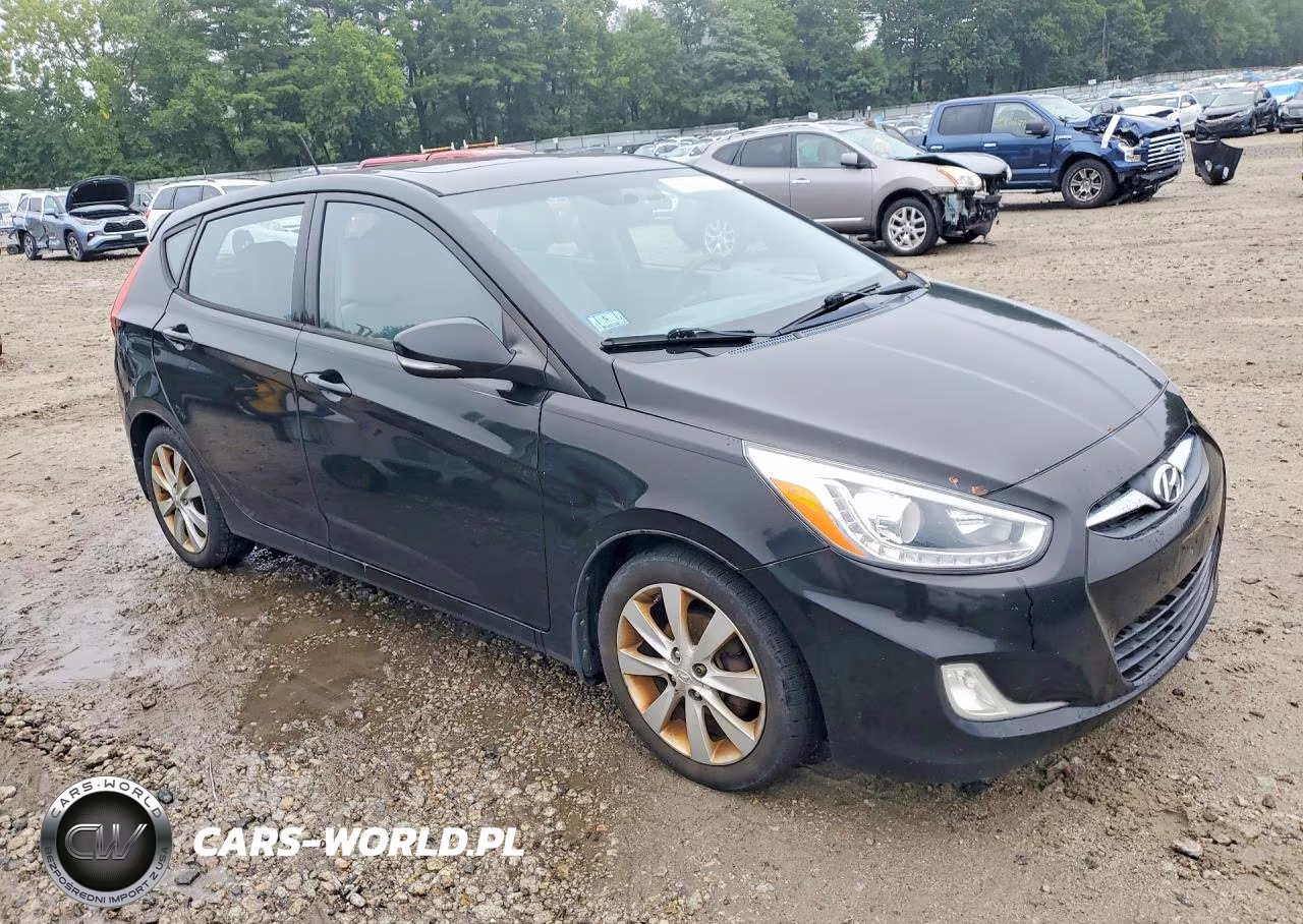 2014 Hyundai Accent Se VIN:KMHCU5AE1EU183669 - 4