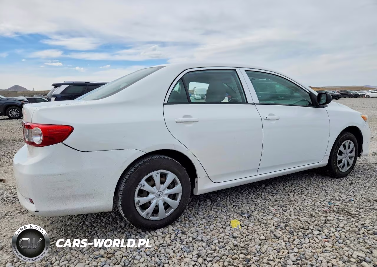 2011 Toyota Corolla Base VIN:2T1BU4EE7BC750917 - 3