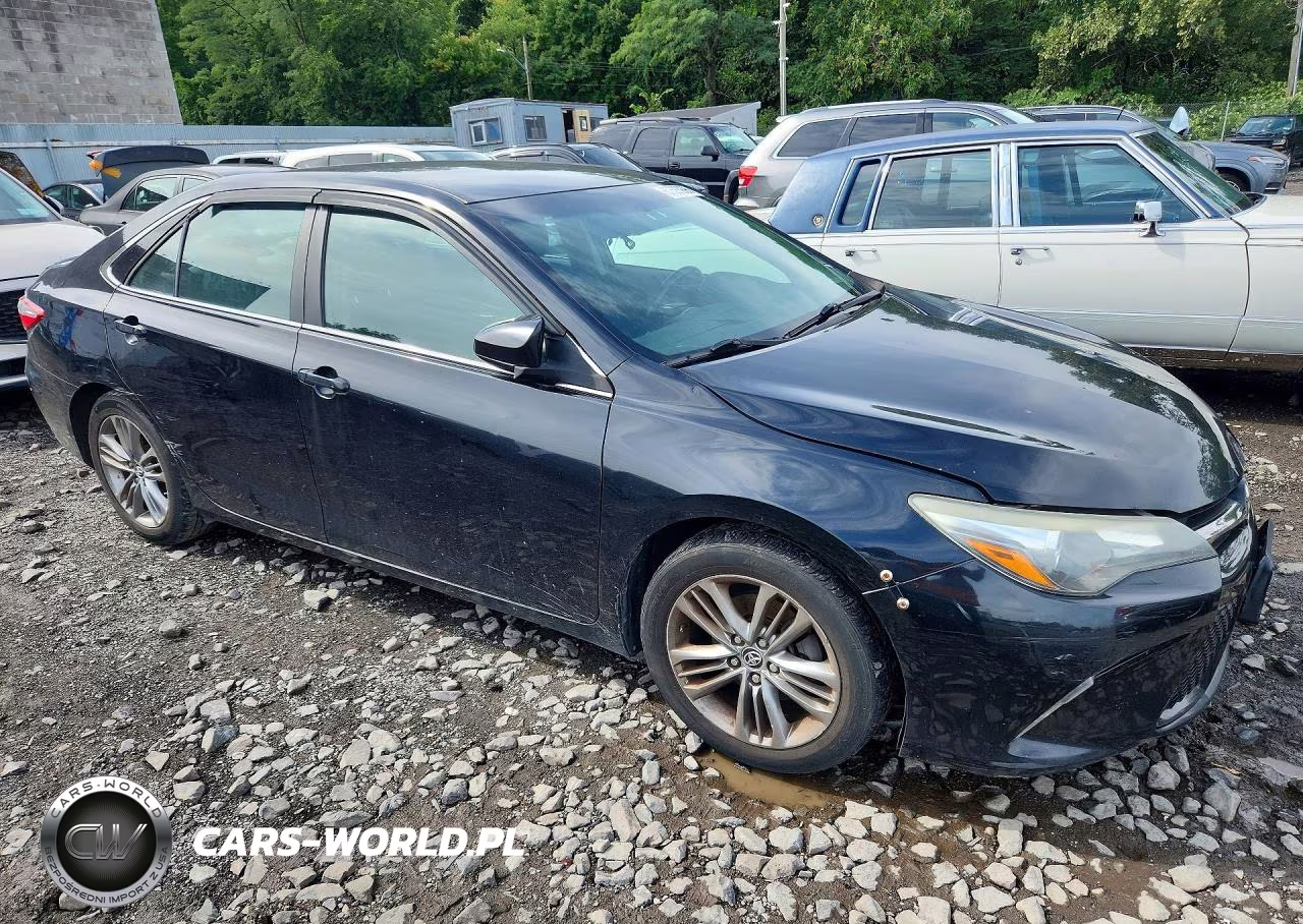2015 Toyota Camry Se VIN:4T1BF1FK9FU095421 - 4