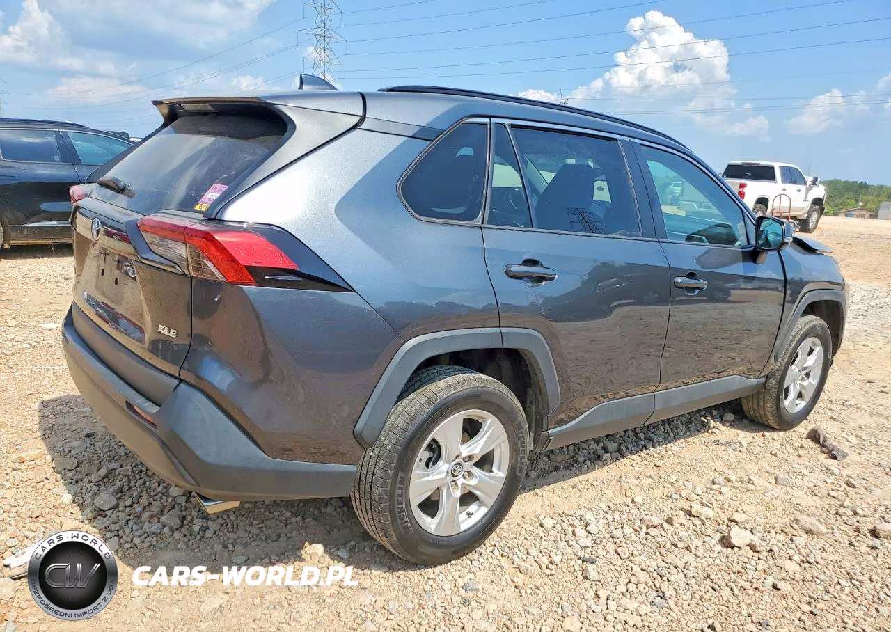 2020 Toyota Rav4 Xle VIN:2T3W1RFV5LC051770 - 3