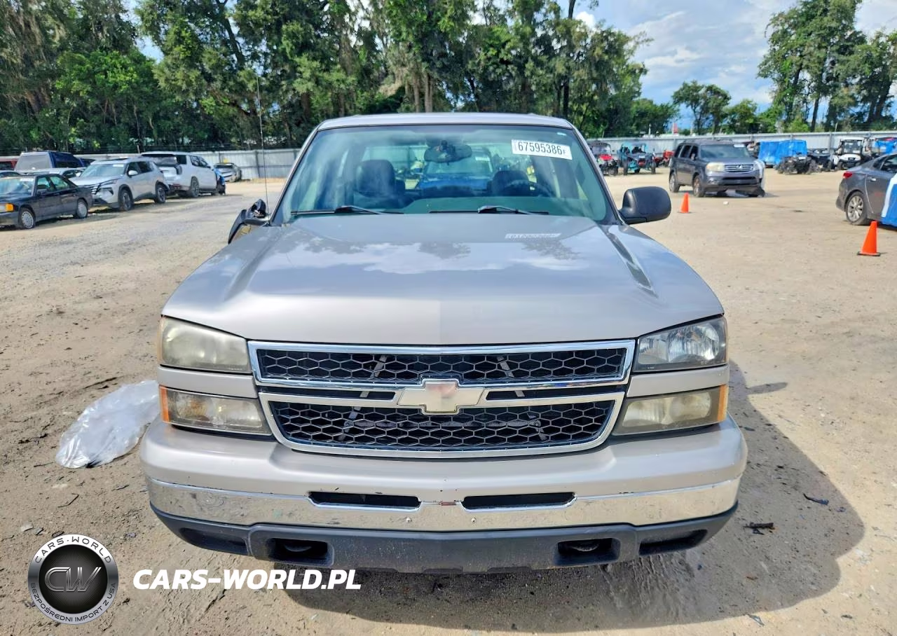 2006 Chevrolet Silverado C1500 VIN:2GCEC13V961292657 - 5