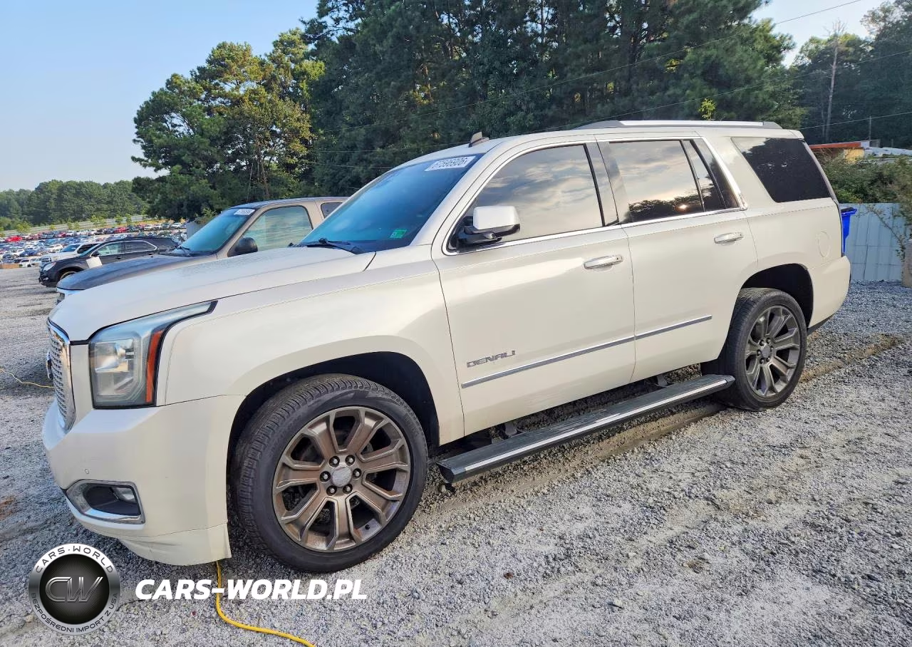2015 GMC Yukon Denali – zdjęcie 1 z 13