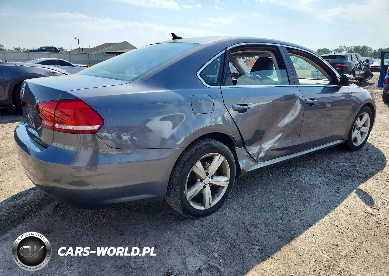 2012 Volkswagen Passat Se VIN:1VWBH7A37CC036397 - 3