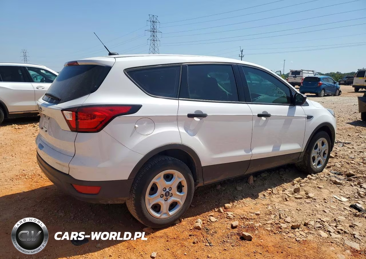 2019 Ford Escape S VIN:1FMCU0F75KUB62588 - 3