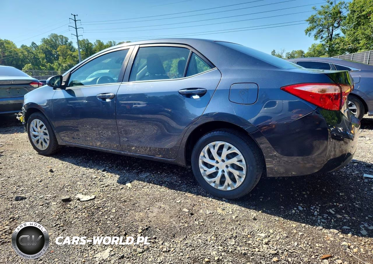 2017 Toyota Corolla Le VIN:2T1BURHE0HC922075 - 2