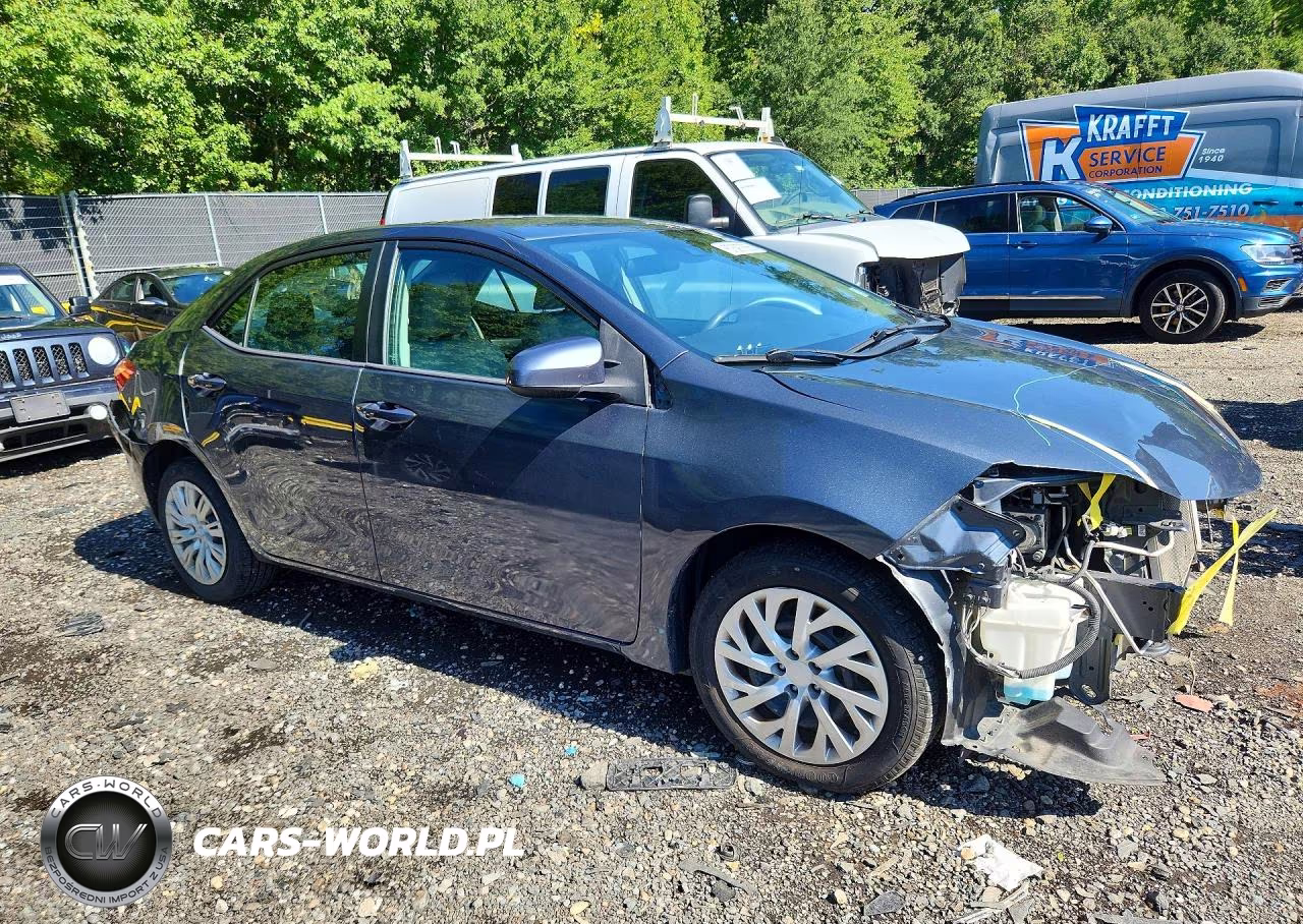 2017 Toyota Corolla Le VIN:2T1BURHE0HC922075 - 4