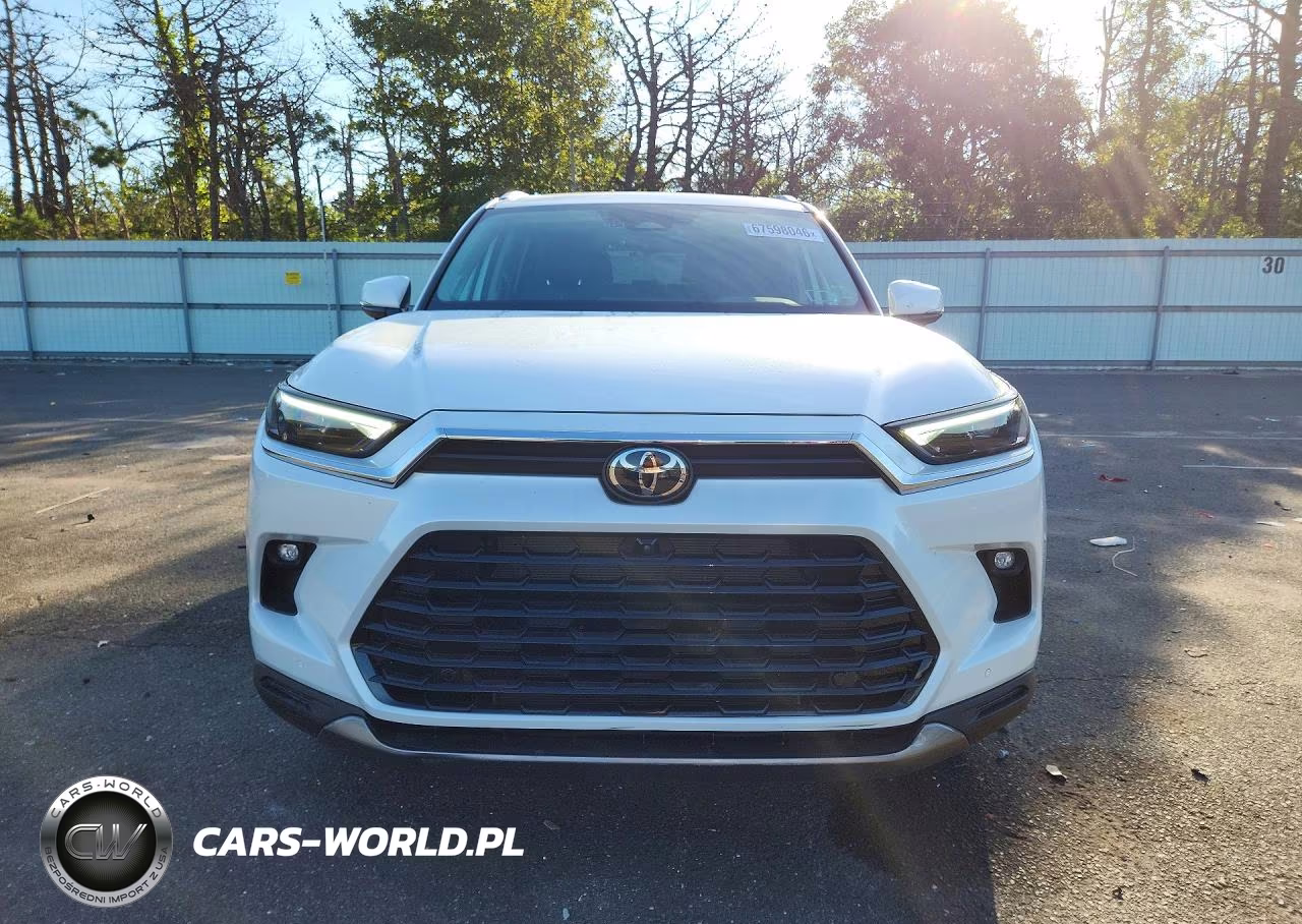 2026 Toyota Grand Highlander Platinum VIN:5TDAAAB56TS130561 - 5