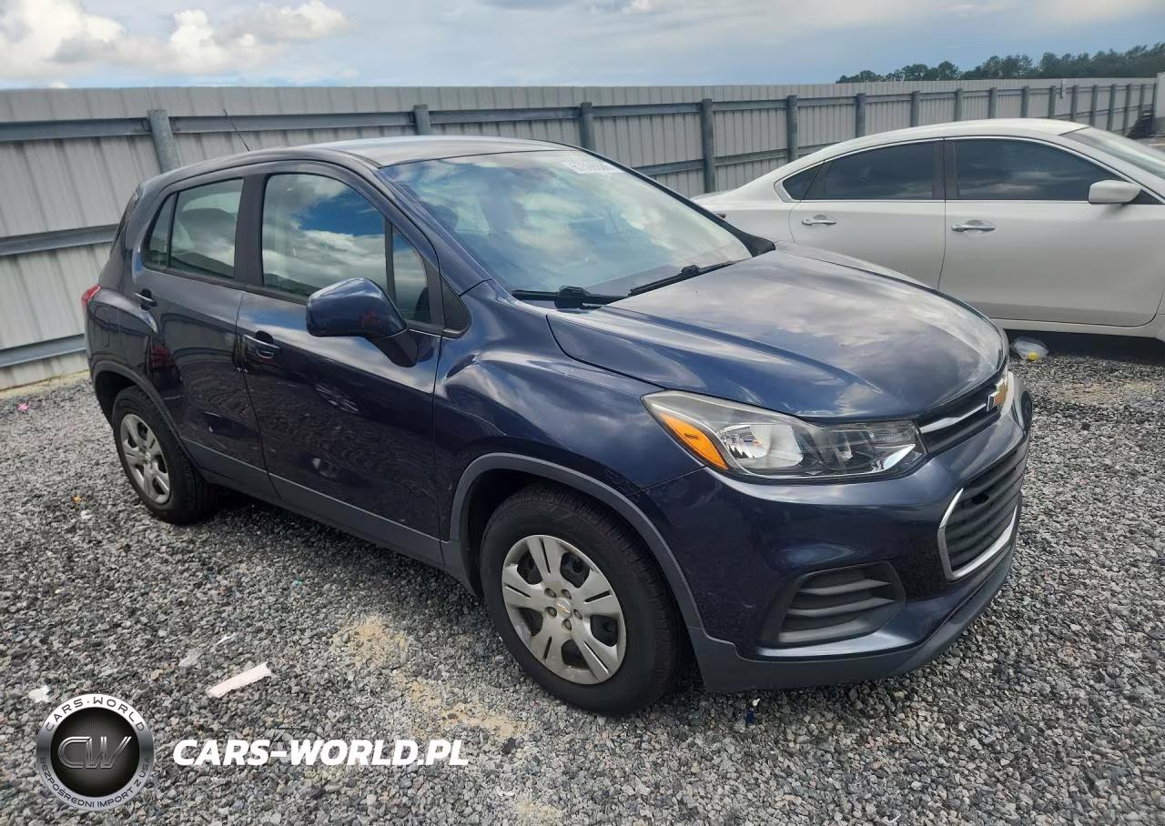 2019 Chevrolet Trax Ls VIN:3GNCJKSB4KL159153 - 4